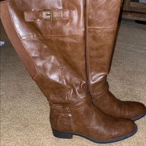 Riding boots (new)